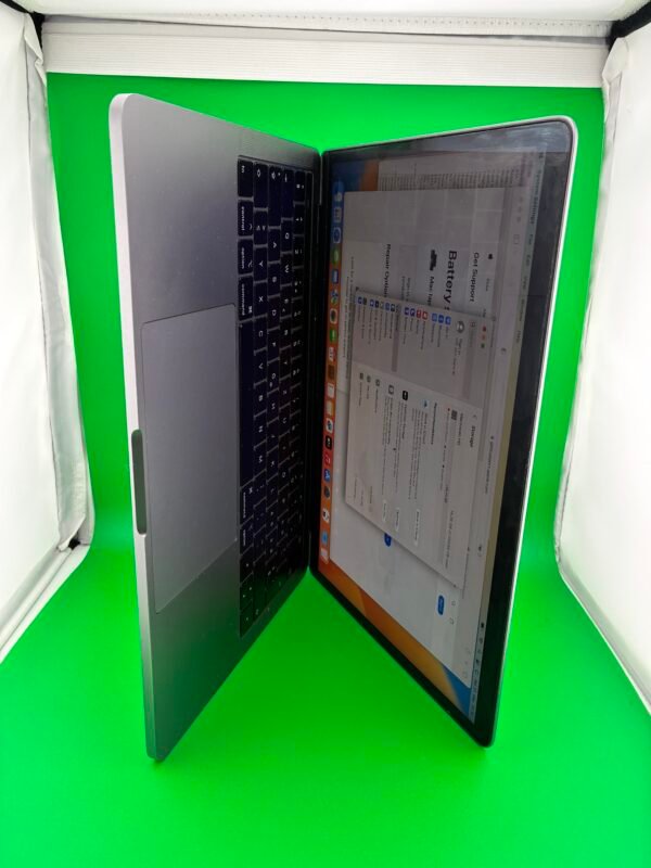 MacBook Pro 13" Touch Bar A1989 2018 Usato - immagine 6