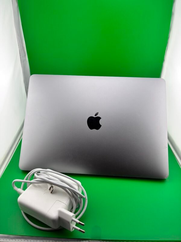 MacBook Pro 13" Touch Bar A1989 2018 Usato